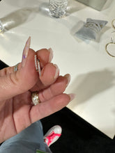 Load image into Gallery viewer, 14k Mini Hoops