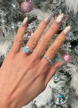 Load image into Gallery viewer, 5-Stone East-West Oval Lab Diamond Band