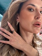 Load image into Gallery viewer, Link Earrings 925

