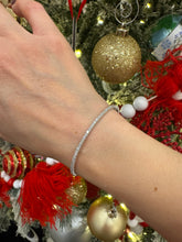 Load image into Gallery viewer, Petite Flex 1 CTW Bangle

