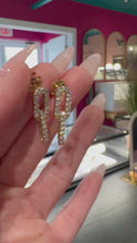 Load and play video in Gallery viewer, Link Earrings 925
